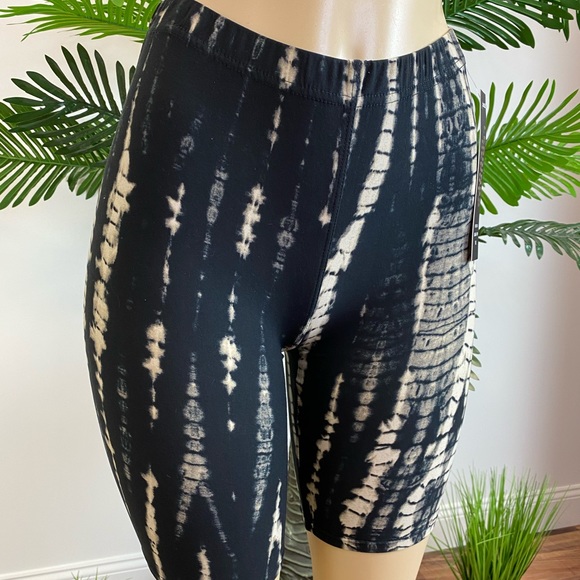 ‼️Tie Dye Biker Shorts Leggings Active Wear Shorts - Picture 8 of 8